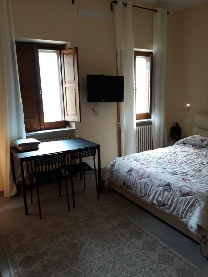 Villa Immersa Nel Verde LʼAquila Buitenkant foto
